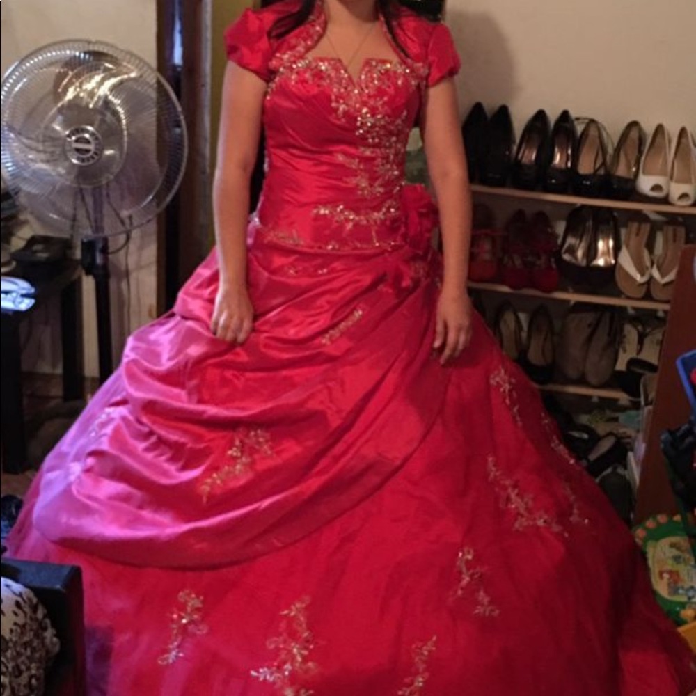 Allure quinceañera Dress